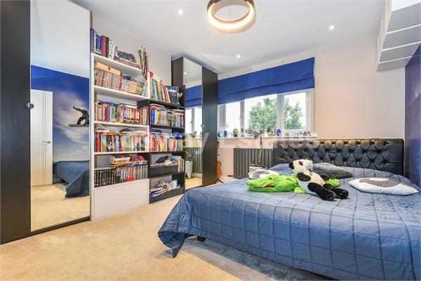 St Marys Crescent, NW4